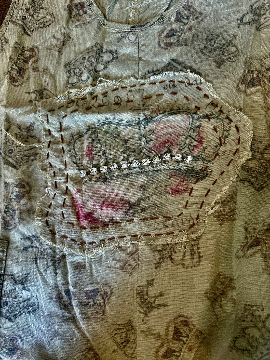 Crown of Glory Over Shirt O/S - A Rare Bird