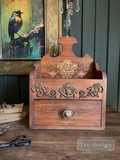 Queen's Glory Gold 12"x 12" (2-Sheets) - Maxi Transfers